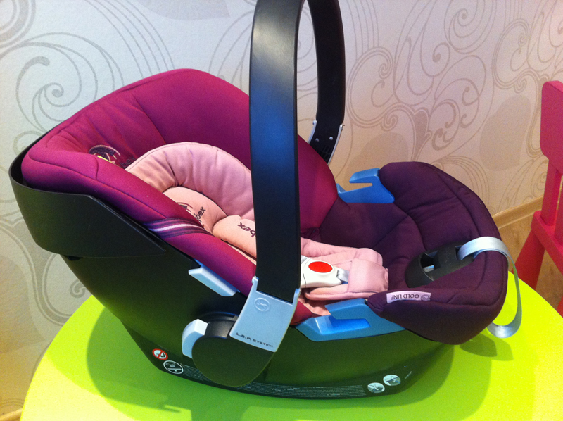CYBEX ATON 2 (цвет: violet spring) - 4600 руб Москва CYBEX ATON 2 (цвет: violet spring) - 4600 руб Москва